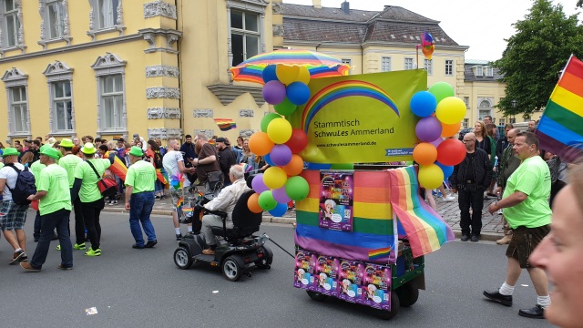 ../fotos/csd_oldenburg_2019/2019-06-15 13.11.22.jpg
